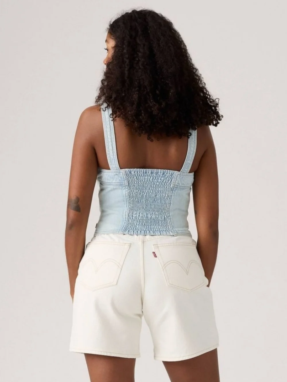 Levi's Women's Drea Tank Denim Top Large - Picture 2 of 10